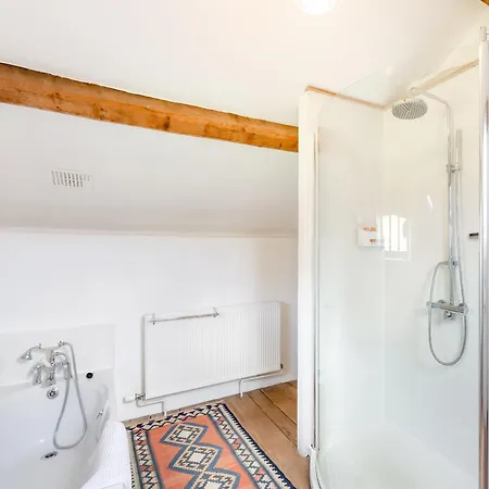 Thwaite Bridge Houseconiston בית נופש
